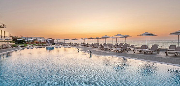 Themis Beach Hotel
