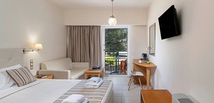 Themis Beach Hotel