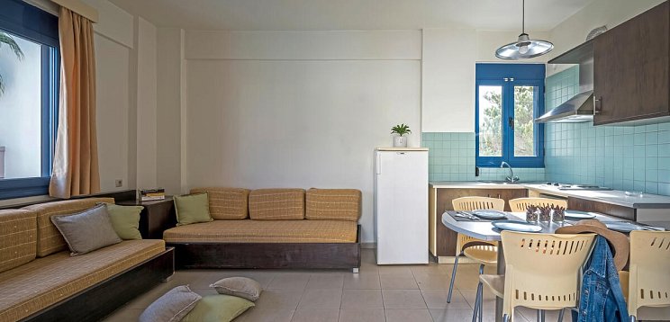 Meropi Hotel & Apartments