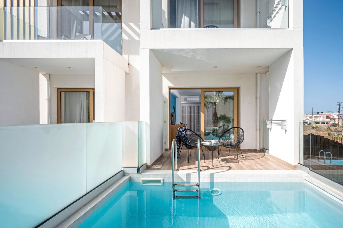 Meropi Hotel & Apartments