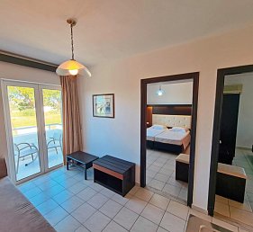 Corali Hotel