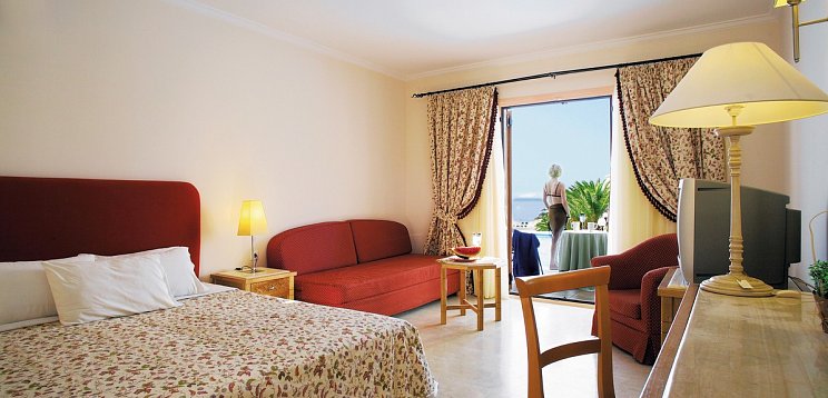 Canvas by Mitsis Family Village