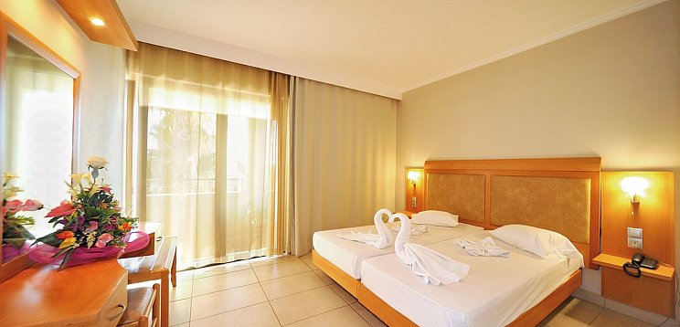 Saint Constantin Hotel