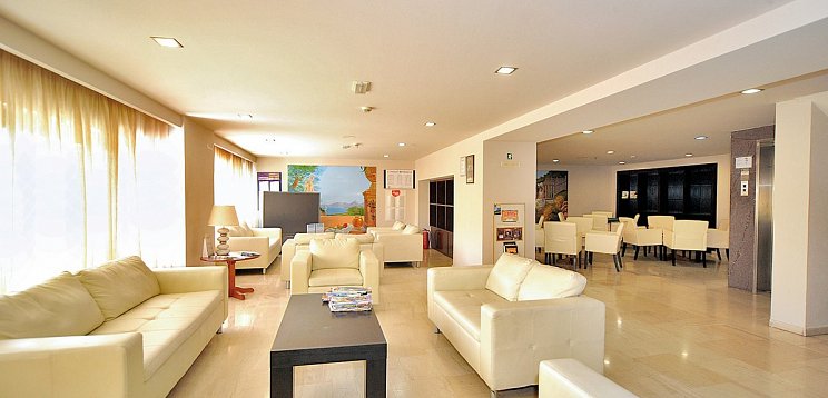 Saint Constantin Hotel