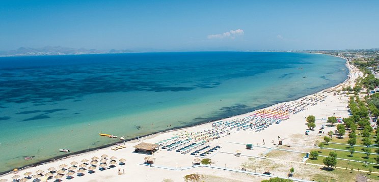 Tigaki Beach