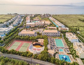 Akti Beach Club