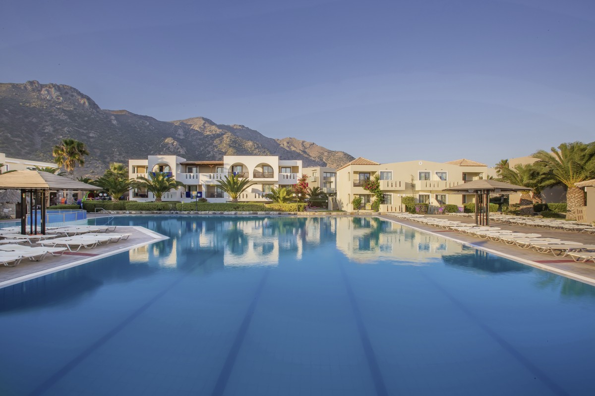 Akti Beach Club
