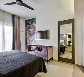 Valentina Hotel