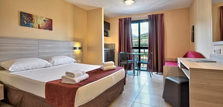 Luna Holiday Complex