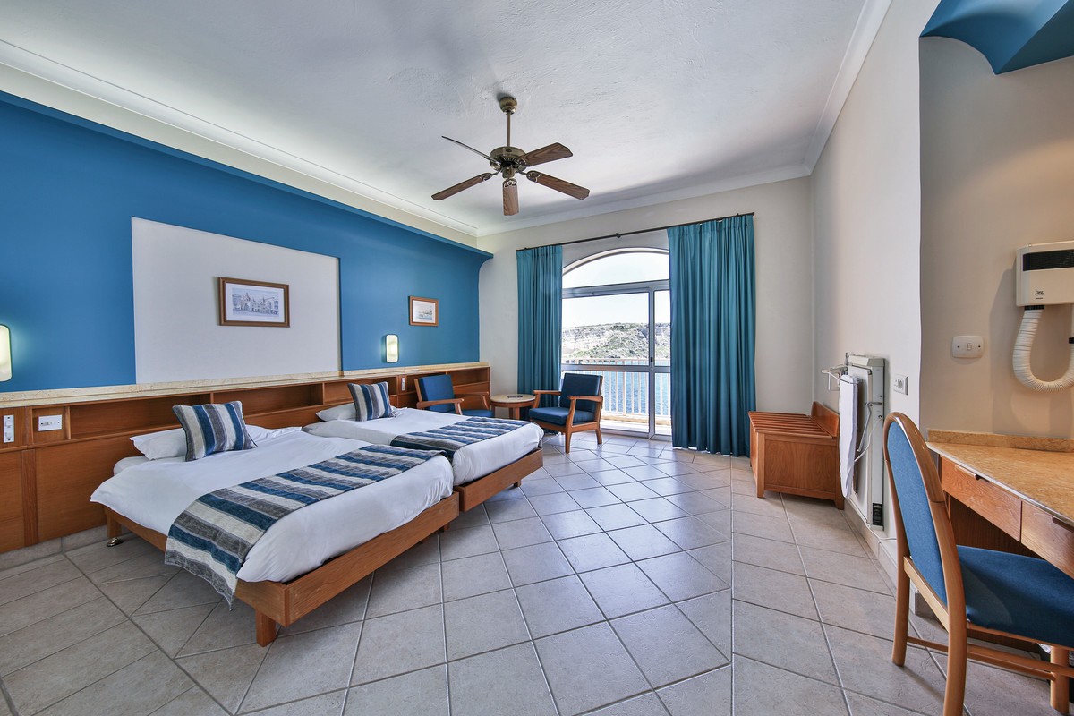 Paradise Bay Resort