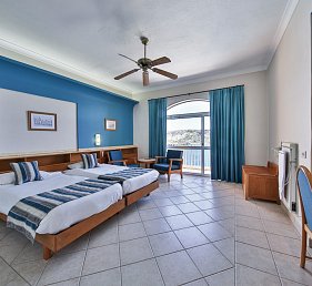 Paradise Bay Resort