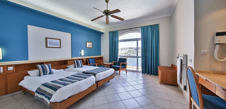 Paradise Bay Resort