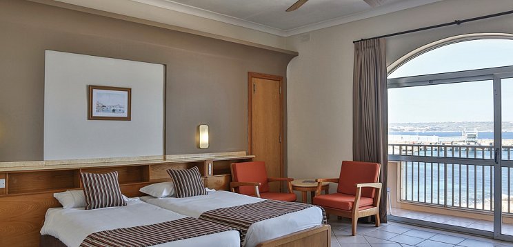 Paradise Bay Resort