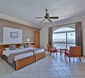 Paradise Bay Resort