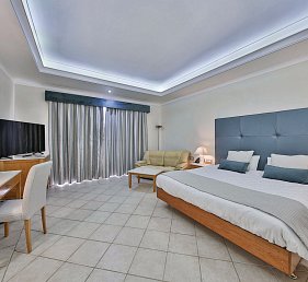 Paradise Bay Resort