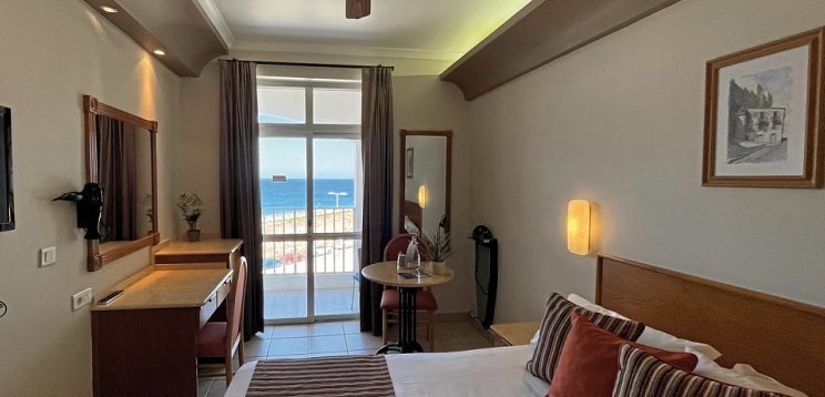 Paradise Bay Resort