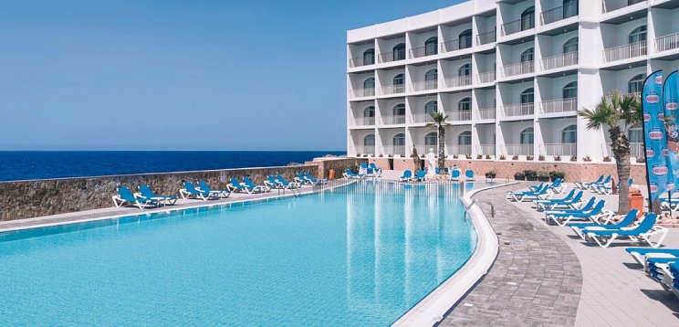 Paradise Bay Resort
