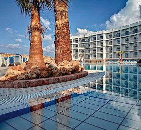 Paradise Bay Resort