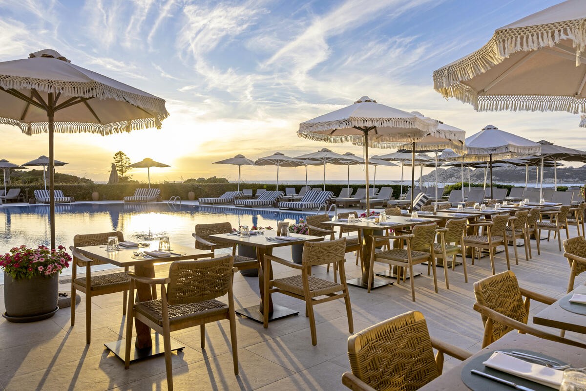 Mangia's Santa Teresa Sardinia, Curio Collection by Hilton