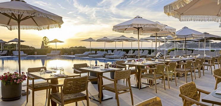 Mangia's Santa Teresa Sardinia, Curio Collection by Hilton