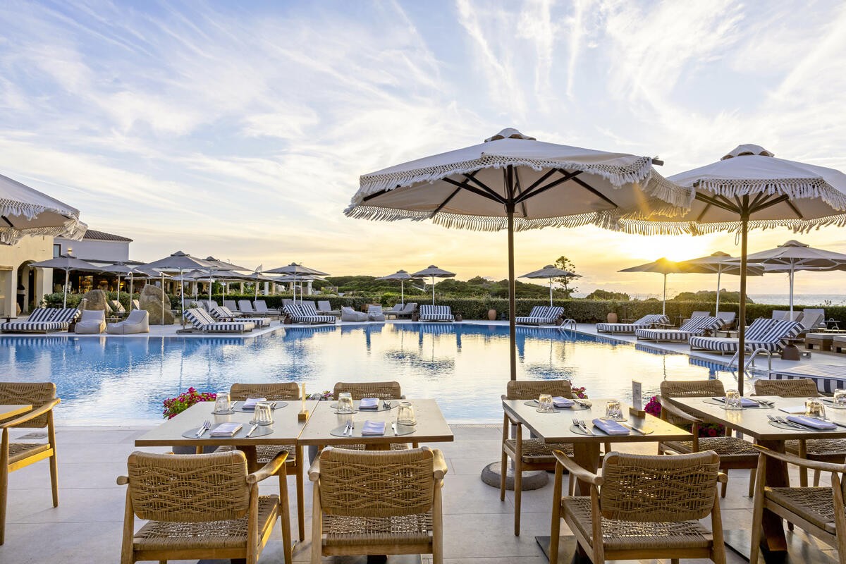Mangia's Santa Teresa Sardinia, Curio Collection by Hilton
