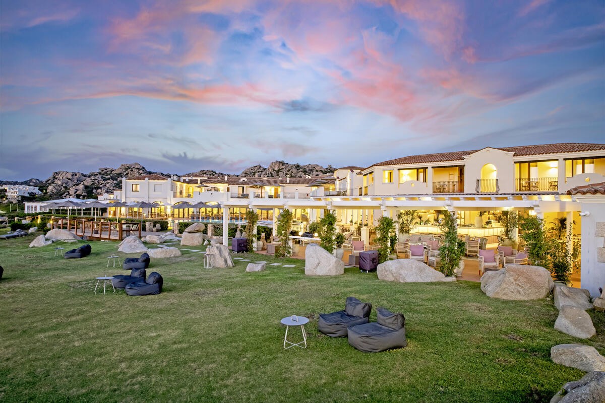Mangia's Santa Teresa Sardinia, Curio Collection by Hilton
