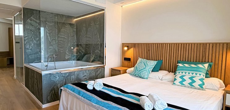 Welikehotel Triton Beach