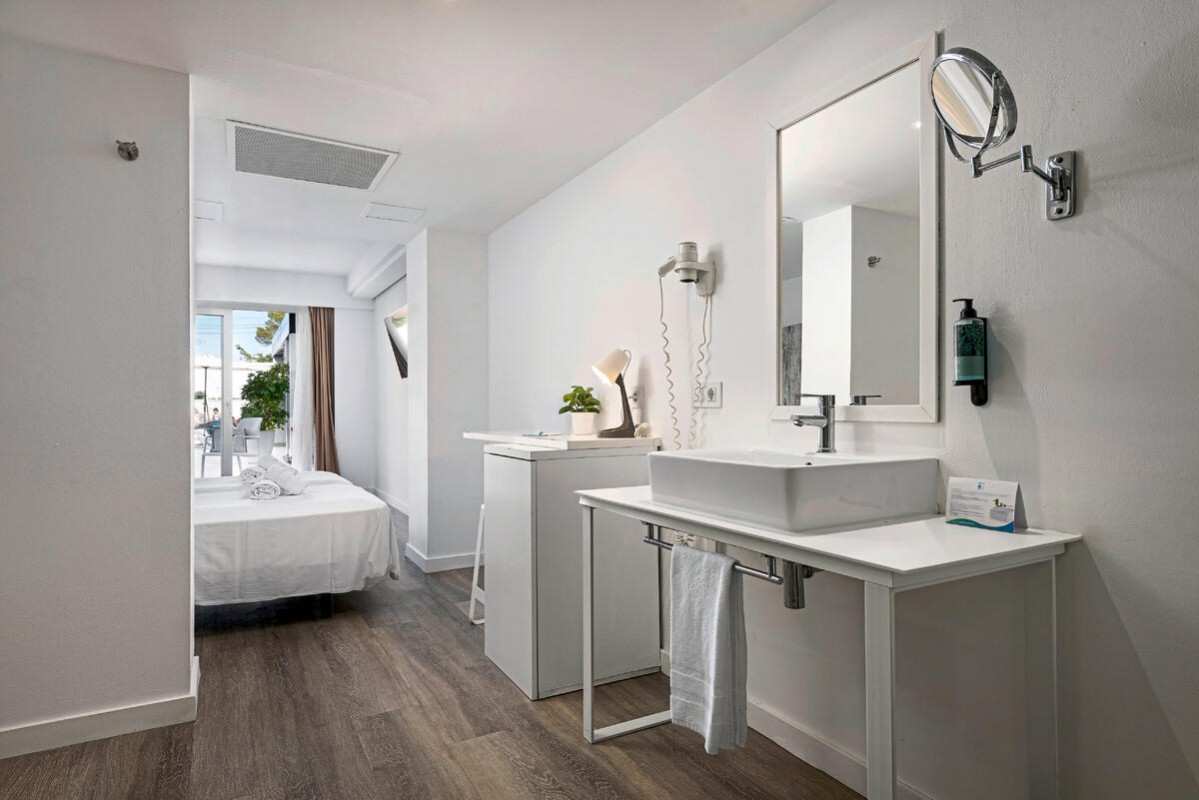 Welikehotel Triton Beach