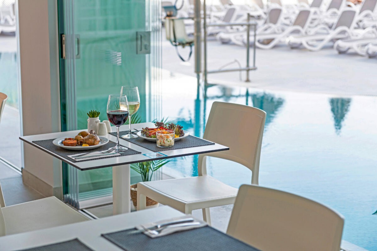 Welikehotel Triton Beach