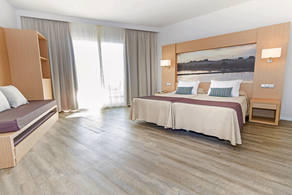 Eix Lagotel Holiday Resort