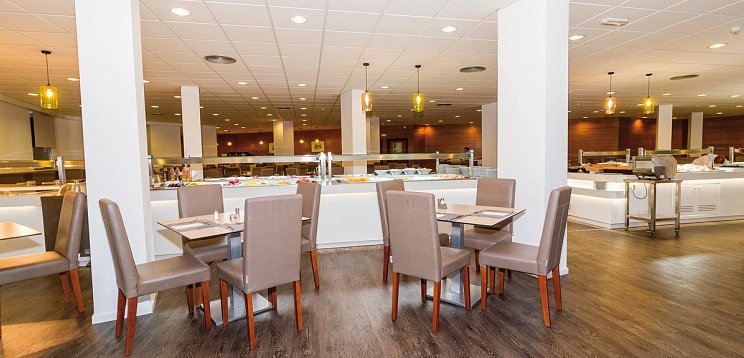 Eix Lagotel Holiday Resort