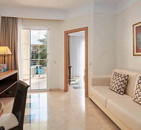 Grupotel Playa de Palma Suites & Spa