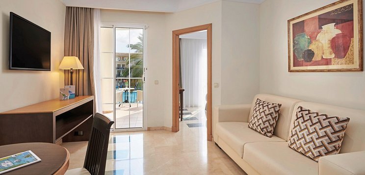 Grupotel Playa de Palma Suites & Spa