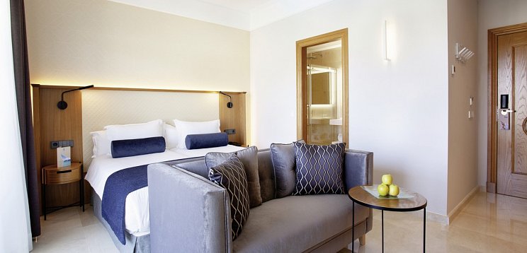 Grupotel Playa de Palma Suites & Spa