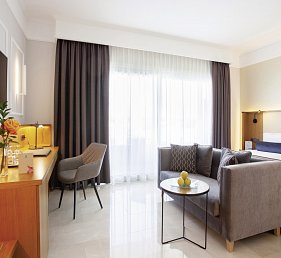 Grupotel Playa de Palma Suites & Spa