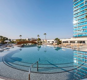 BG Tonga Tower Design Hotel & Suites