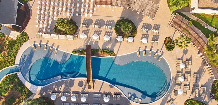 BG Tonga Tower Design Hotel & Suites