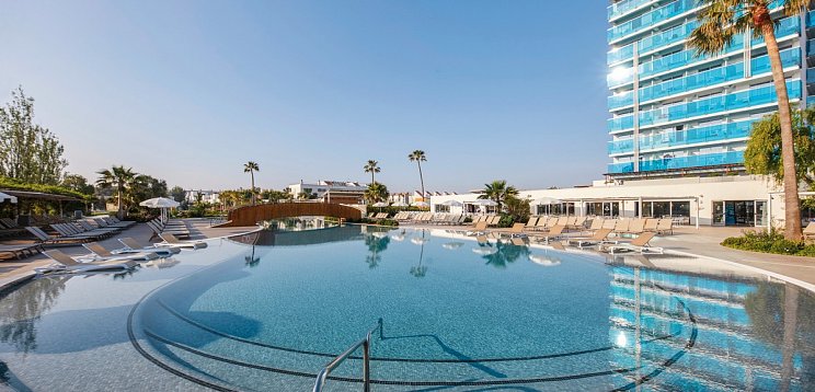 BG Tonga Tower Design Hotel & Suites