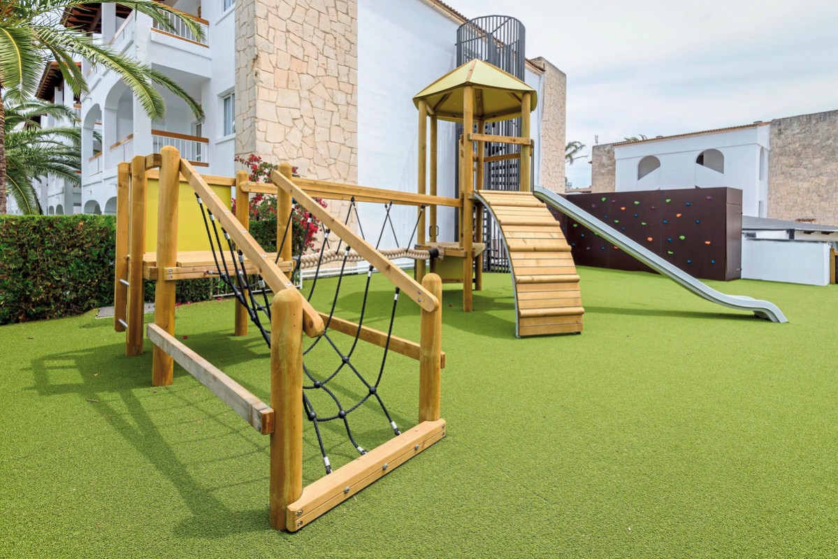 Alcudia Garden