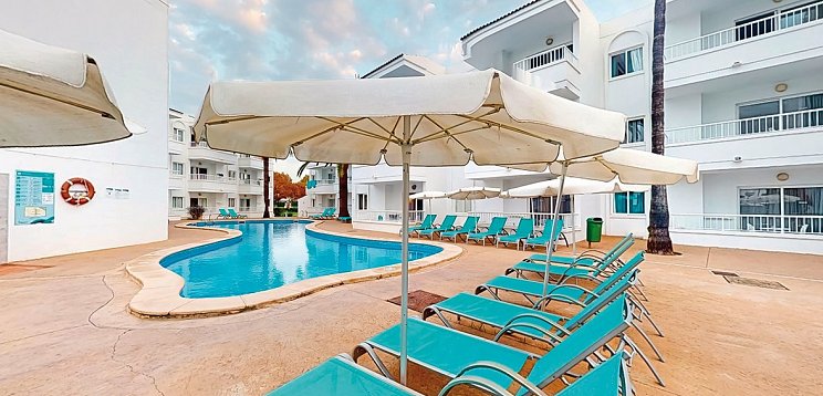 Alcudia Garden