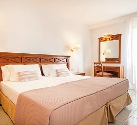 Inturotel Esmeralda Garden
