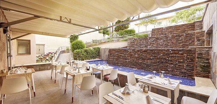 MLL Mediterranean Bay