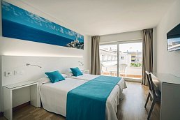 Wohnbeispiel Doppelzimmer Poolblick (Zimmercodierung DBP)