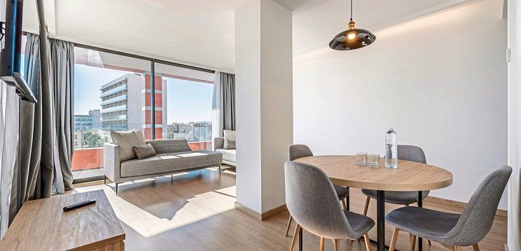 Kyrat Amàrac Suites