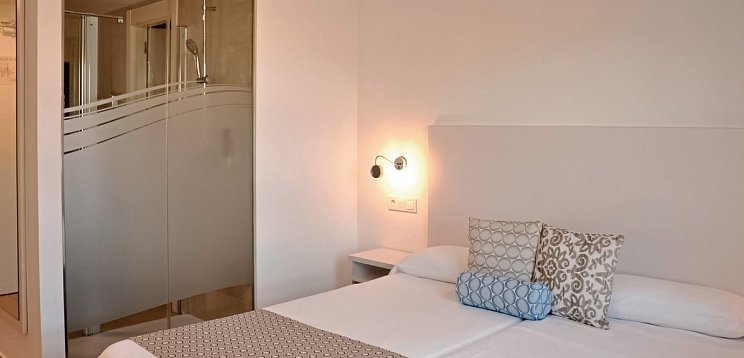 Chevy Hotel & Suites