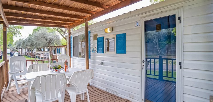 Bi Village Mobile Homes (by Happy Camp)
