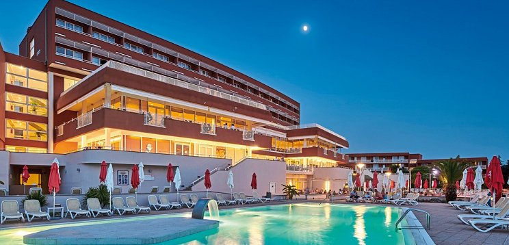 Albatros Plava Laguna