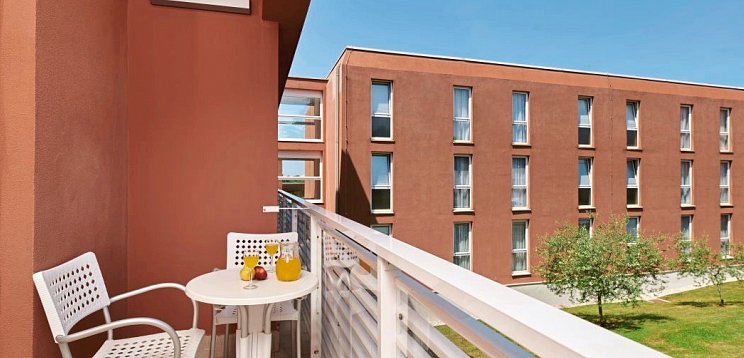 Albatros Plava Laguna