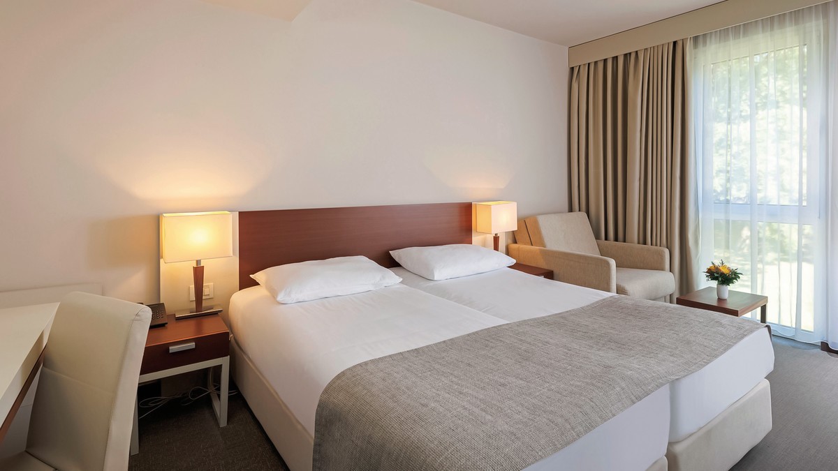 Albatros Plava Laguna