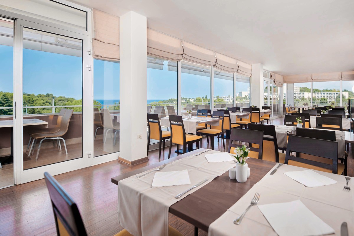 Albatros Plava Laguna